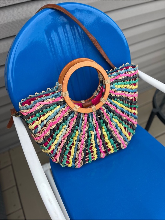 Patricia Nash Handbags - Patricia Nash Multicolor Braided Straw Shoulder Bag with Wooden Ring Handles